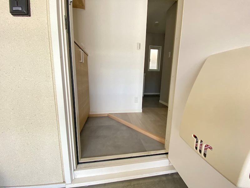 フレグランスKM A棟 玄関