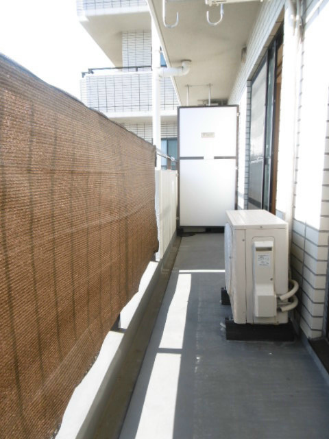 新川崎ロイヤルパレス ベランダ