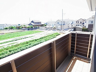 プリマヴェーラ（栄町西戸建） ベランダ
