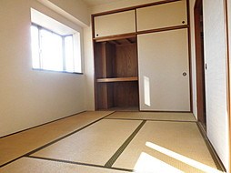 エムテック八尾 収納