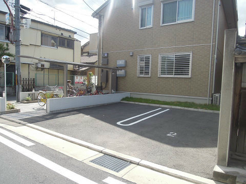 セジュール輪 駐車場