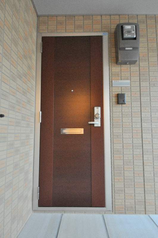 セジュール輪 玄関