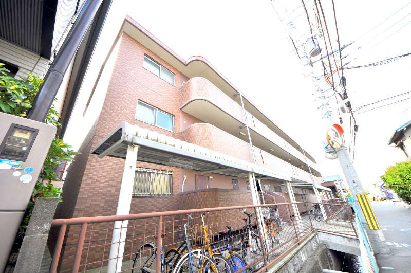 ジュネス高安 外観