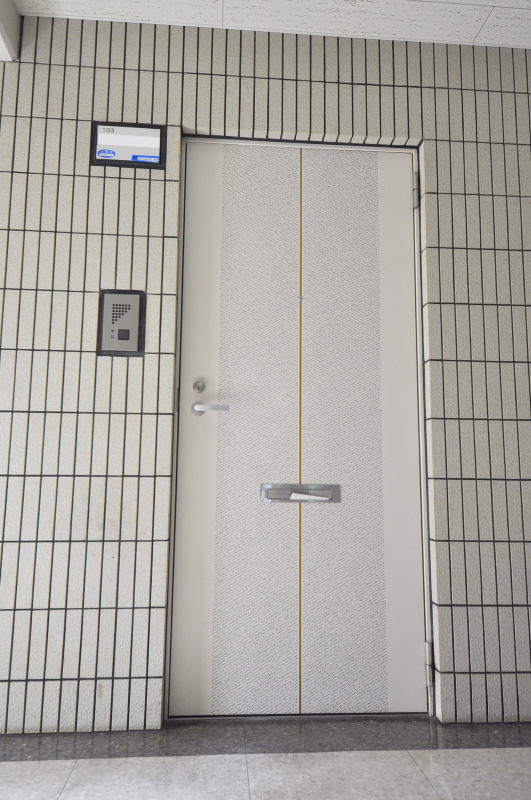 レジデンスOgawa 玄関