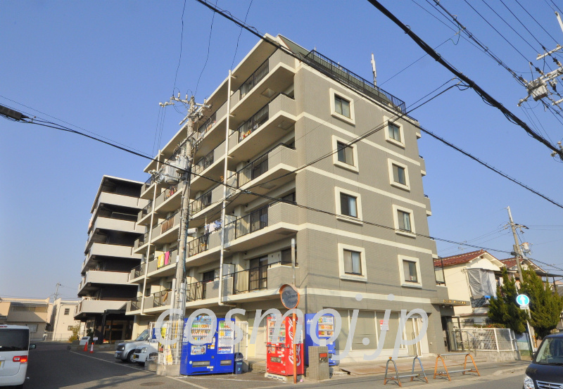 EAST NAGARE（イーストナガレ） 外観