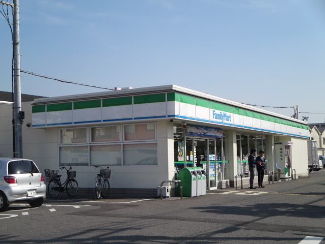 EAST NAGARE（イーストナガレ） コンビニ
