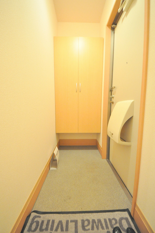 エリチェ青山 玄関