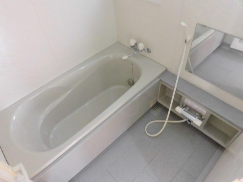 ジュネスト1番館 風呂画像