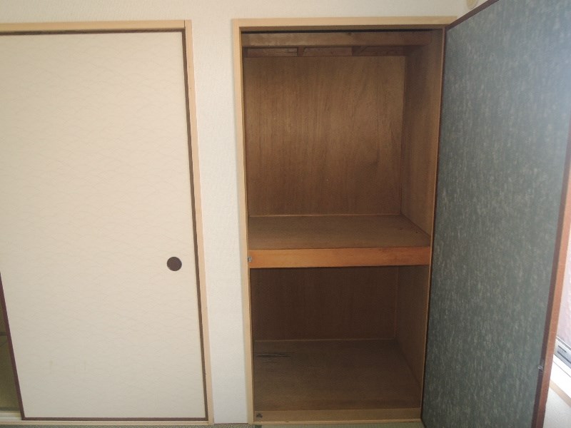畑間ハイツ 収納