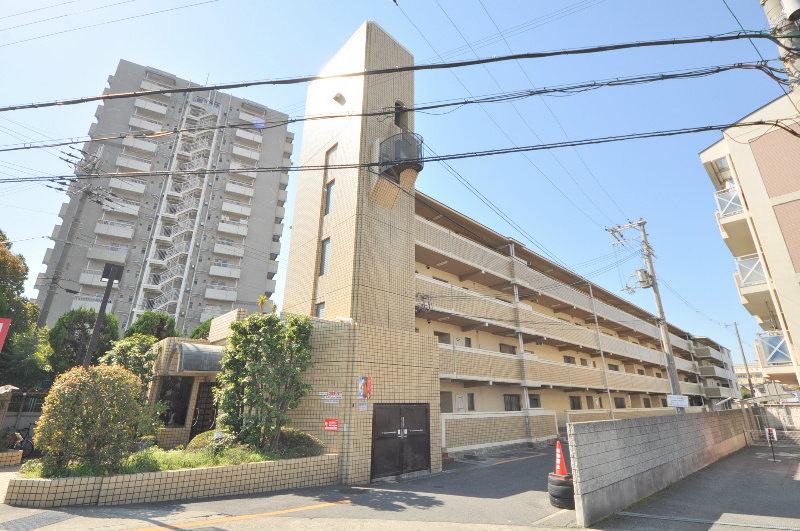 カサクレスト 外観