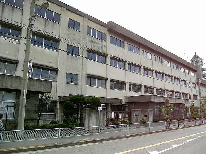 カサクレスト 中学校