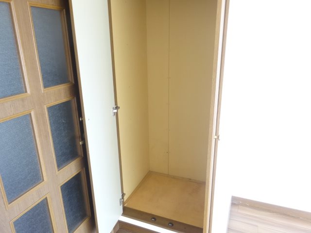 クラスター 収納
