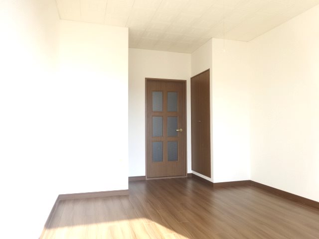 クラスター リビング