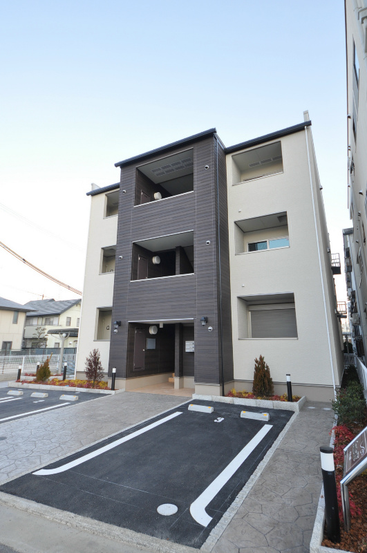 プランドール高安 エントランス