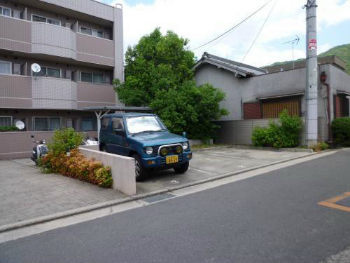 ヴィラハピネス 駐車場