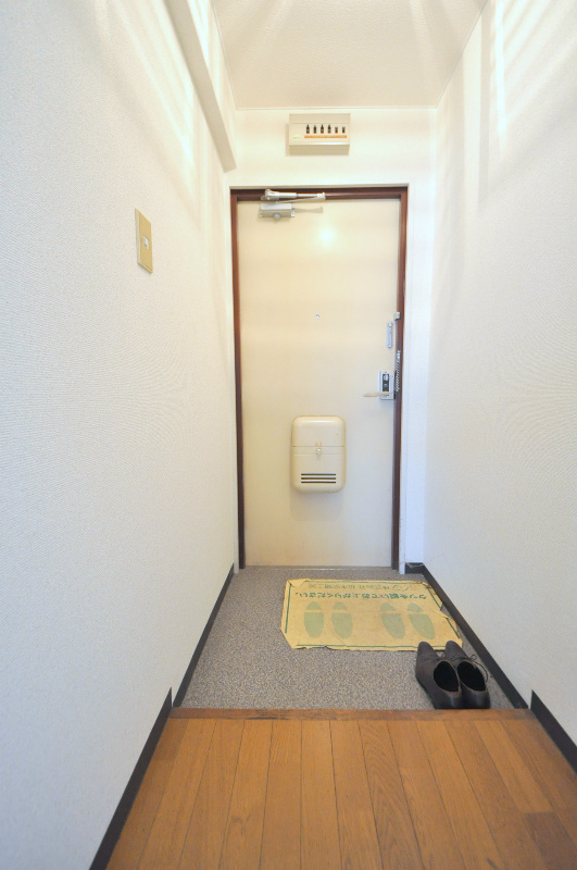 アクティ金田 玄関