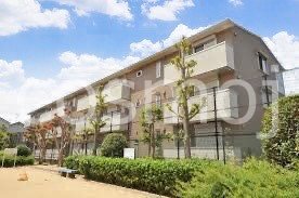 フルリール(高安町南） 外観