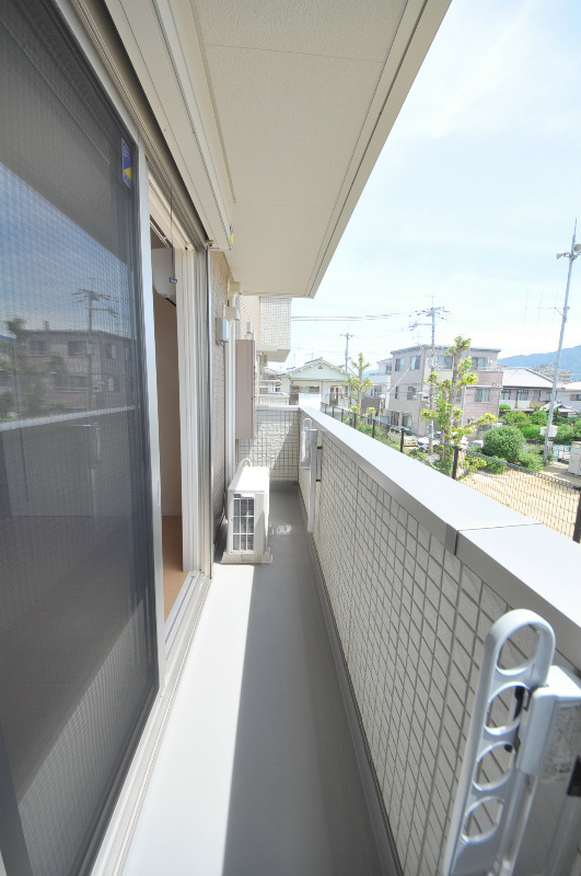 フルリール(高安町南） ベランダ