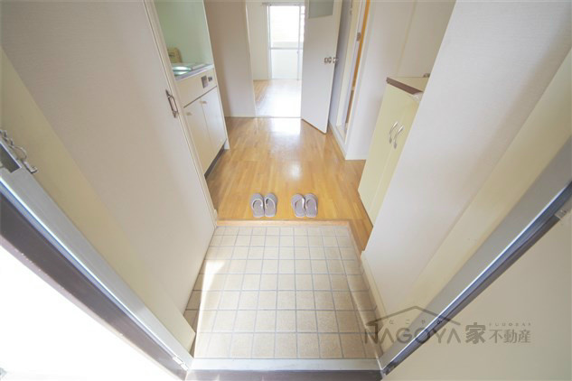 パークサイドいちかわ 玄関