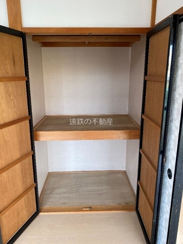 メゾンプレーリーＢ 収納