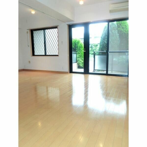 MODERNO リビング