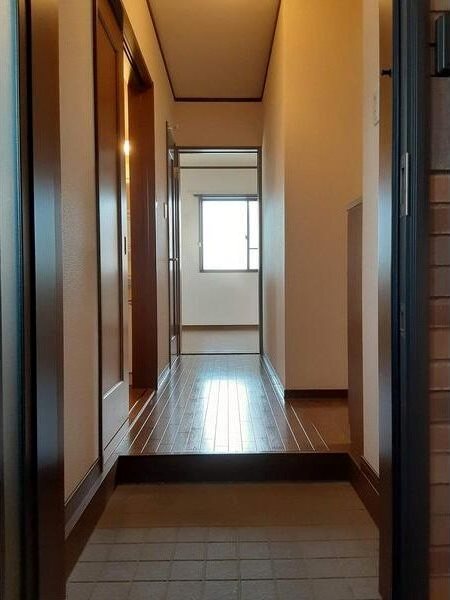 ハーヴェストⅥ 玄関