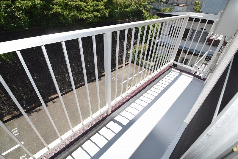 CECILIA（セシリア） ベランダ