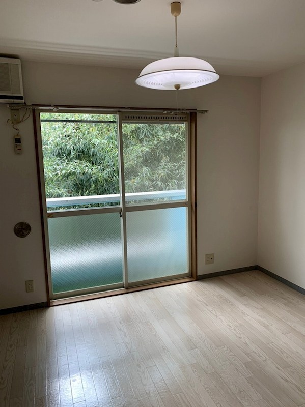 ベルピア藤沢善行第4 リビング