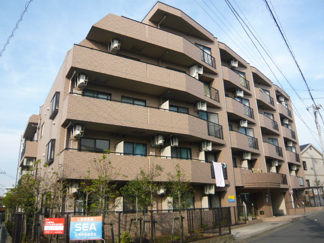 グランレスパス 202号室 外観