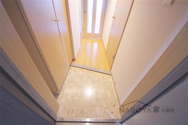 ノールルミエール黒川 玄関