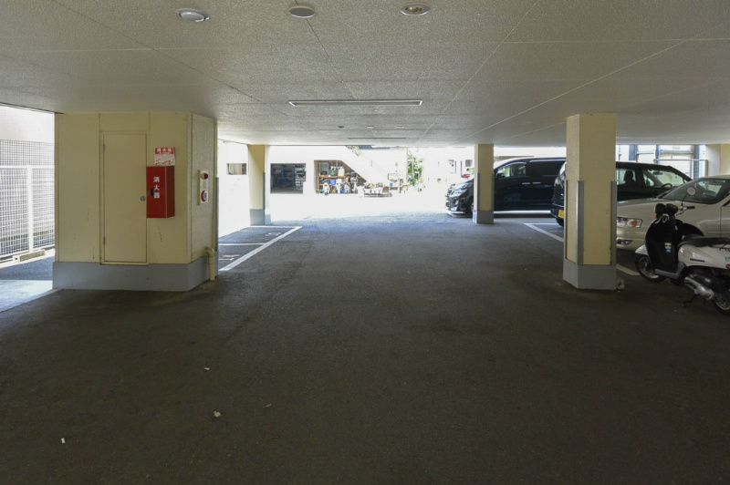 セレコート枚方Ⅱ 駐車場