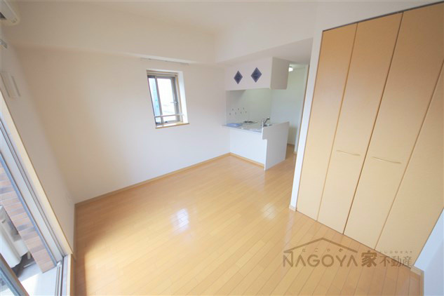 プレサンス名古屋駅前 ベッドルーム