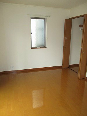 オリーブ リビング