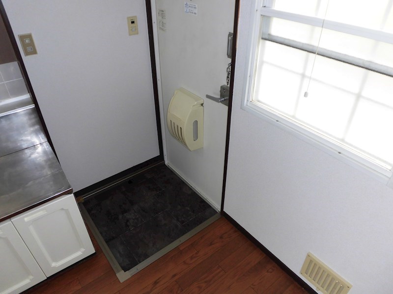 ルリアン高槻 玄関