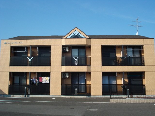 イコール・アルパイン 206号室 外観