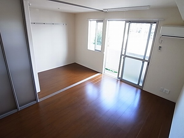 プワールおおたかの森Ⅱ リビング