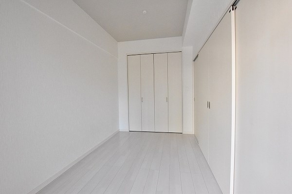 Ｖｏｌｕｍｅ５（ボリュームファイブ)  ベッドルーム