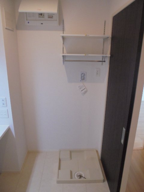 アンジュール その他