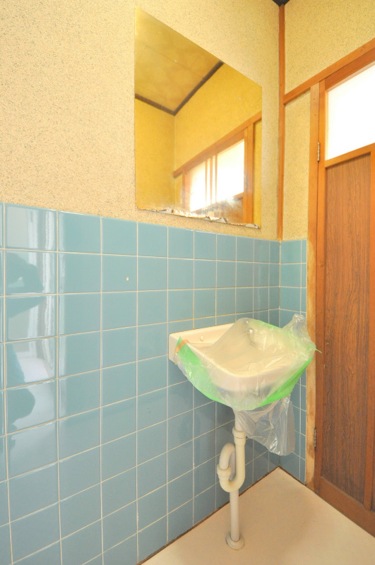 高安マンション 洗面所