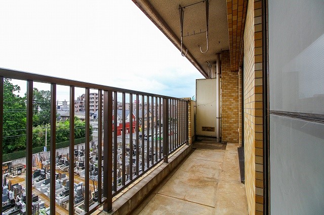平和マンション ベランダ