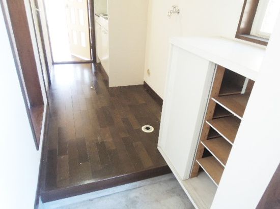 シャルム戸塚 玄関