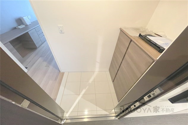 ルシェット白川公園 玄関