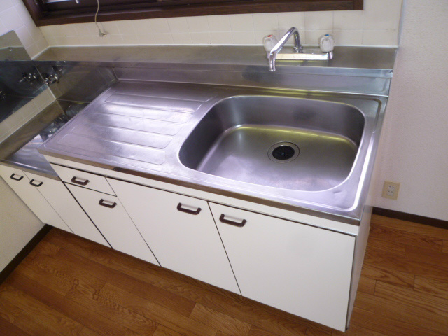 グランデュール福山B キッチン