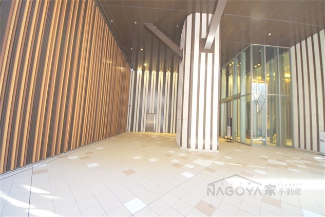 プラウドタワー名古屋栄 エントランス