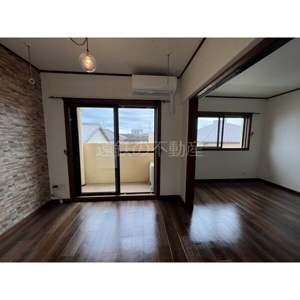 Villa　Cocoon上島 リビング