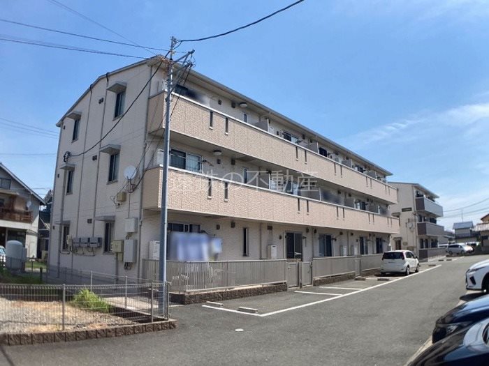 ヴィラ・ラフィーネ 102号室 外観