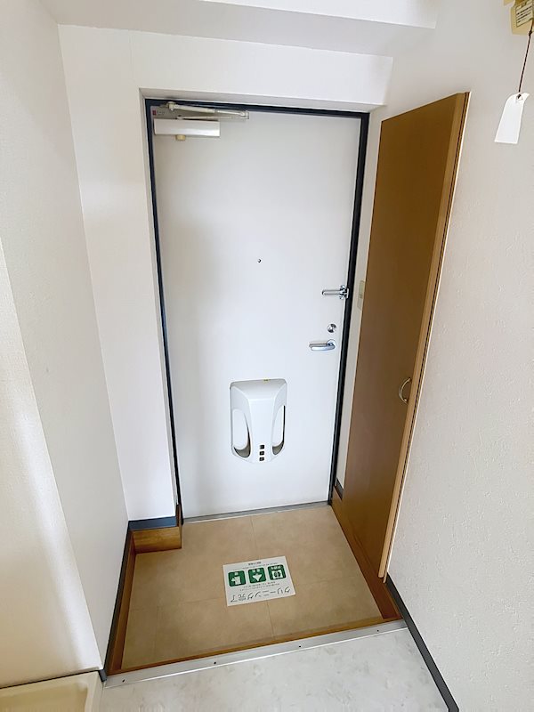 グランドソレーユ大瀬 玄関