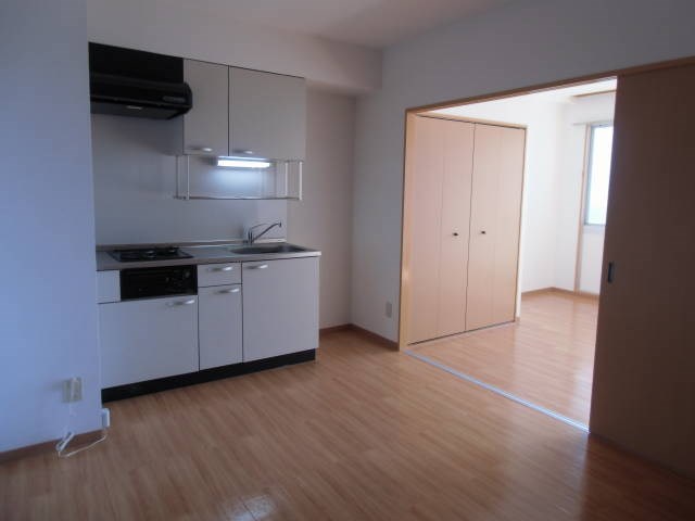 ソアーレ楽々園 リビング