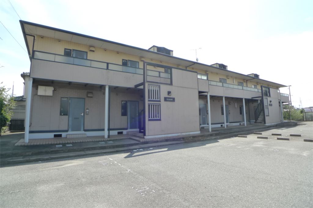 ハイネス本荘 外観写真