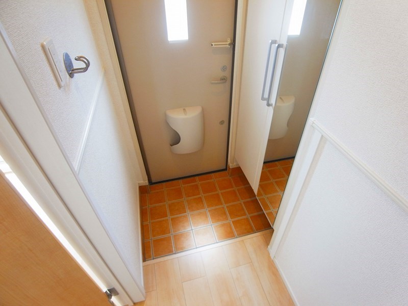 ウィズヒルⅡ 玄関